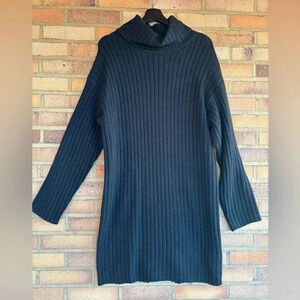 Abercrombie & Fitch long sleeved wide ribbed black turtleneck sweater dress